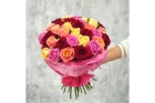 Свадебный букет из разноцветных роз