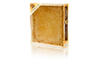 Сотовый мед в деревянной рамке