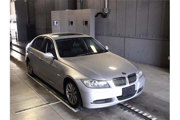 BMW 3-Series VA20 - 2005 год