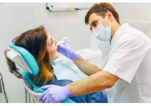 Терапевтический адгезивный терапевтический протез в одно посещение ( при потере одного зуба)